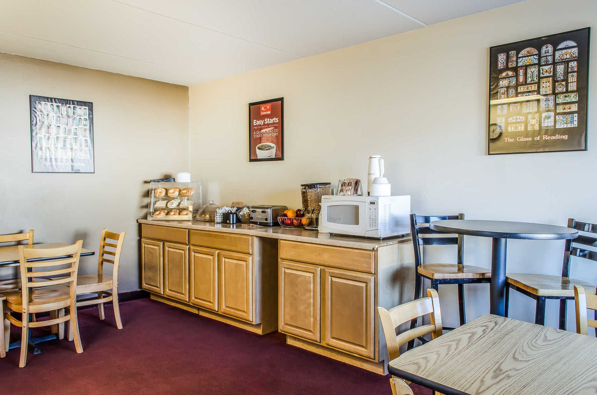 Econo Lodge Northeast Reading Facilities photo